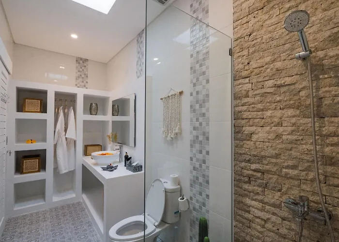 Noni Kerobokan - By Bali Lyfe Venture Villa Seminyak